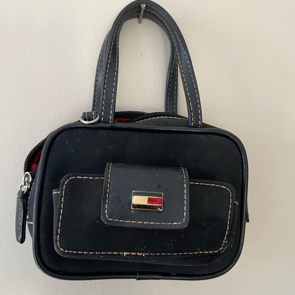 Tommy Hilfiger small purse
